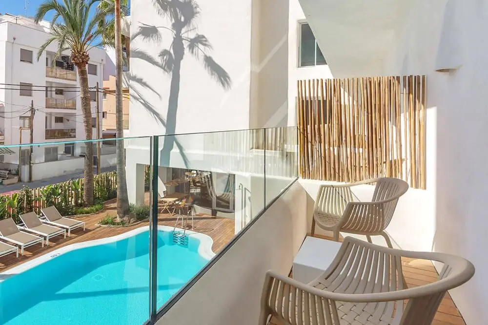 HM Alma Beach — HM ALMA BEACH