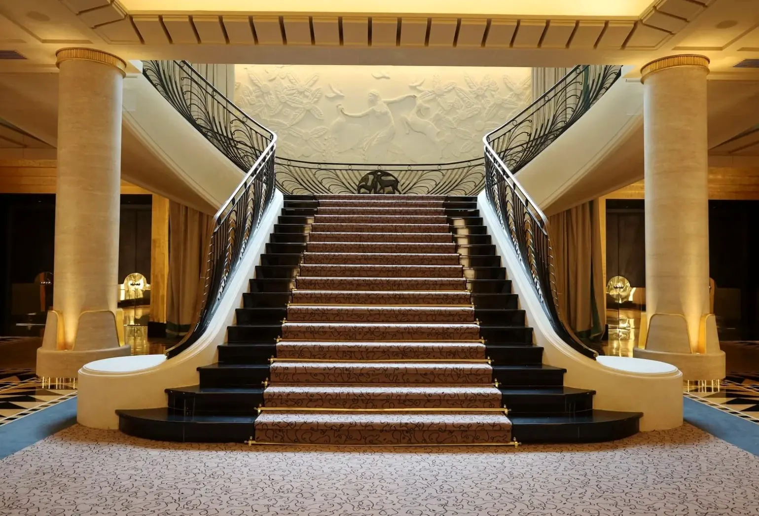 Lobby hotelu Hôtel du Collectionneur