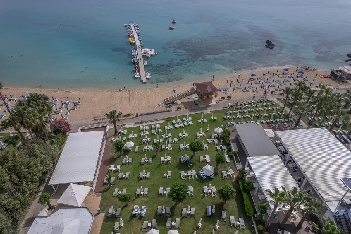 Iliada Beach — ILIADA