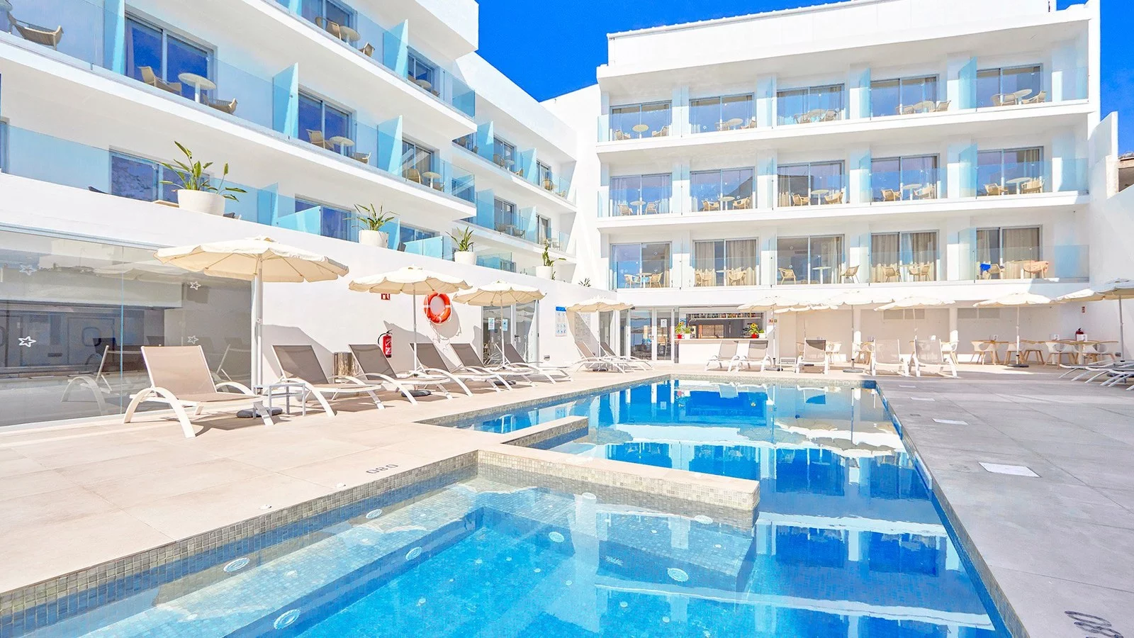 Hotel Hotel Ilusion Moreyo w Hiszpania (Majorka) - oferta last minute