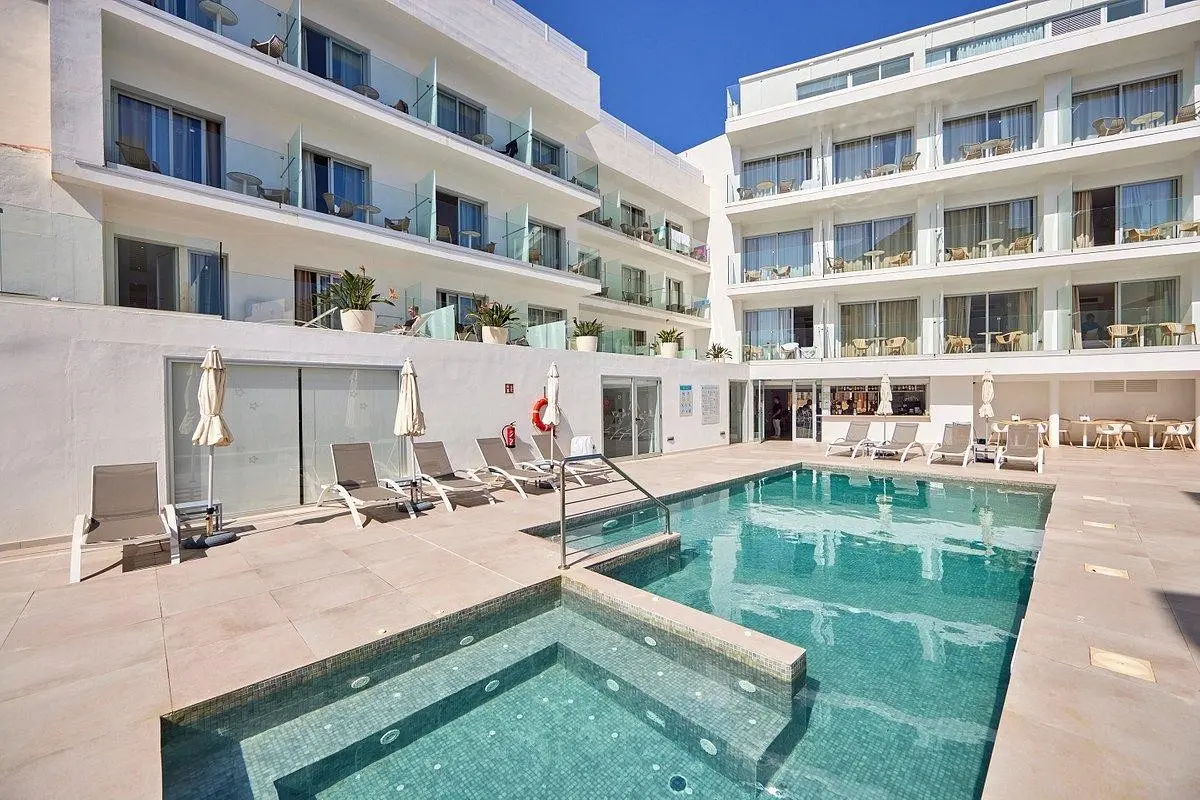 Ilusion Moreyo — ILUSION MOREYO