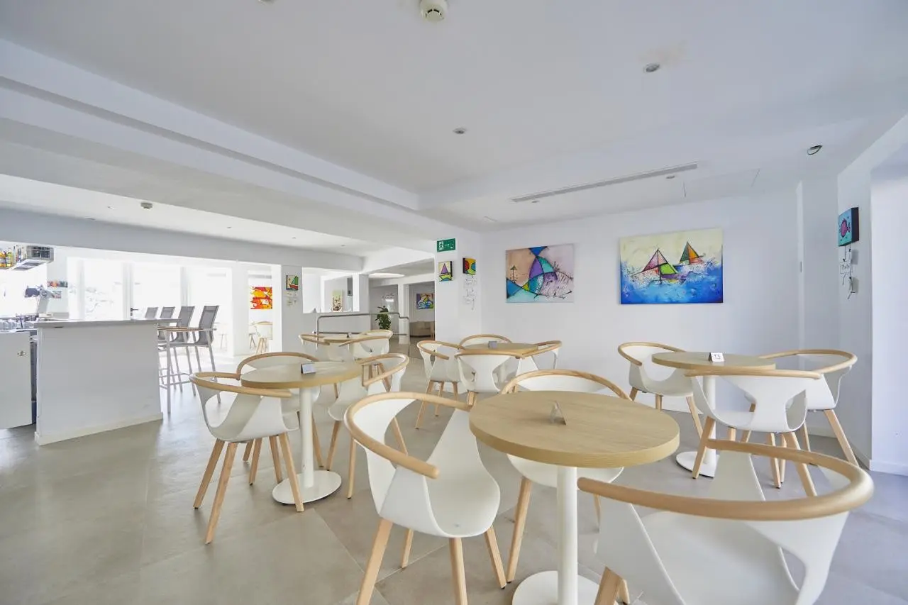 Ilusion Moreyo — ILUSION MOREYO