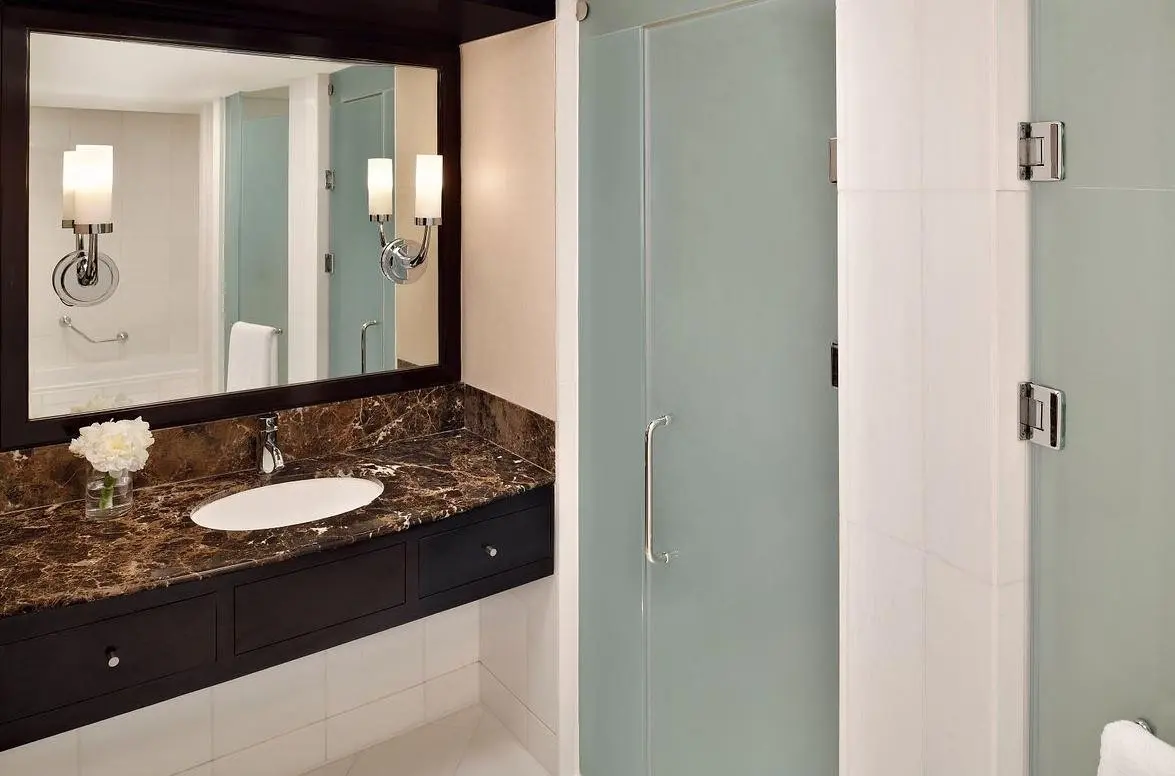 Intercontinental Abu Dhabi — INTERCONTINENTAL ABU DHABI