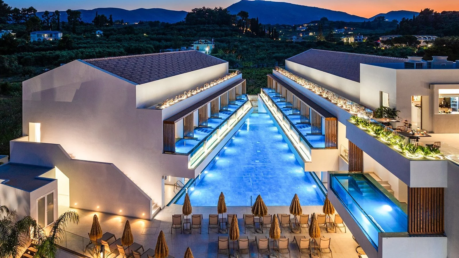 Hotel Ionis Art Luxury Suites