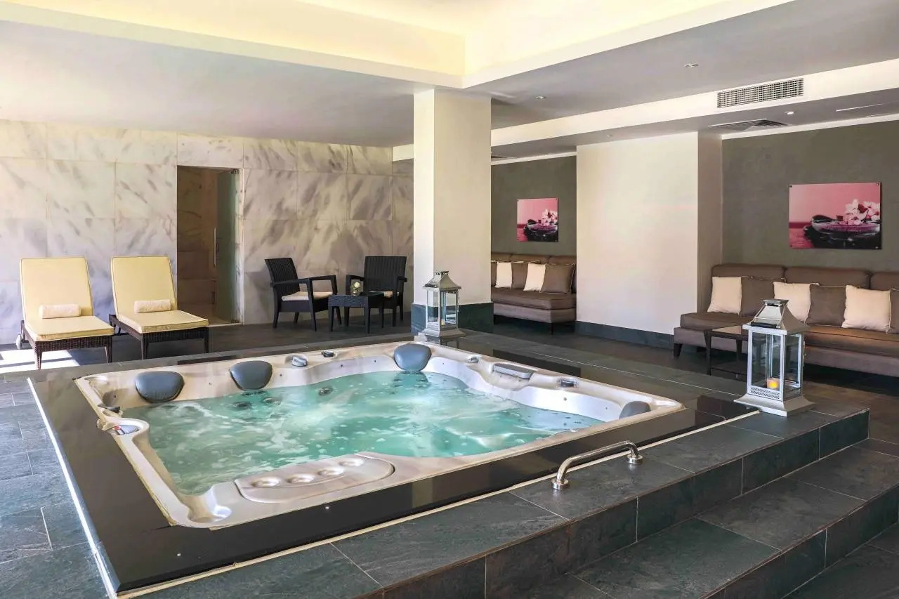 Jaz Aquaviva — JAZ AQUAVIVA