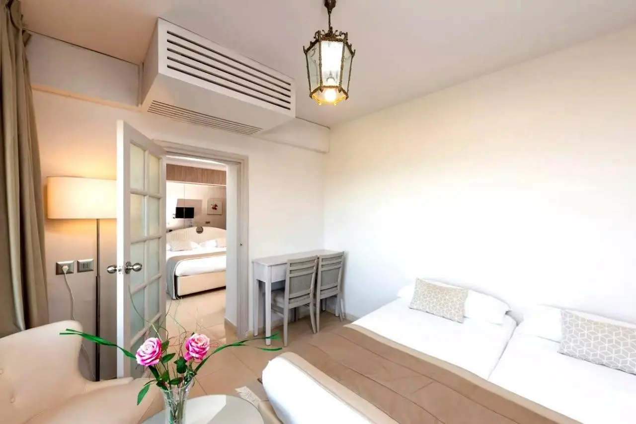 Jaz Tour Khalef — JAZ TOUR KHALEF