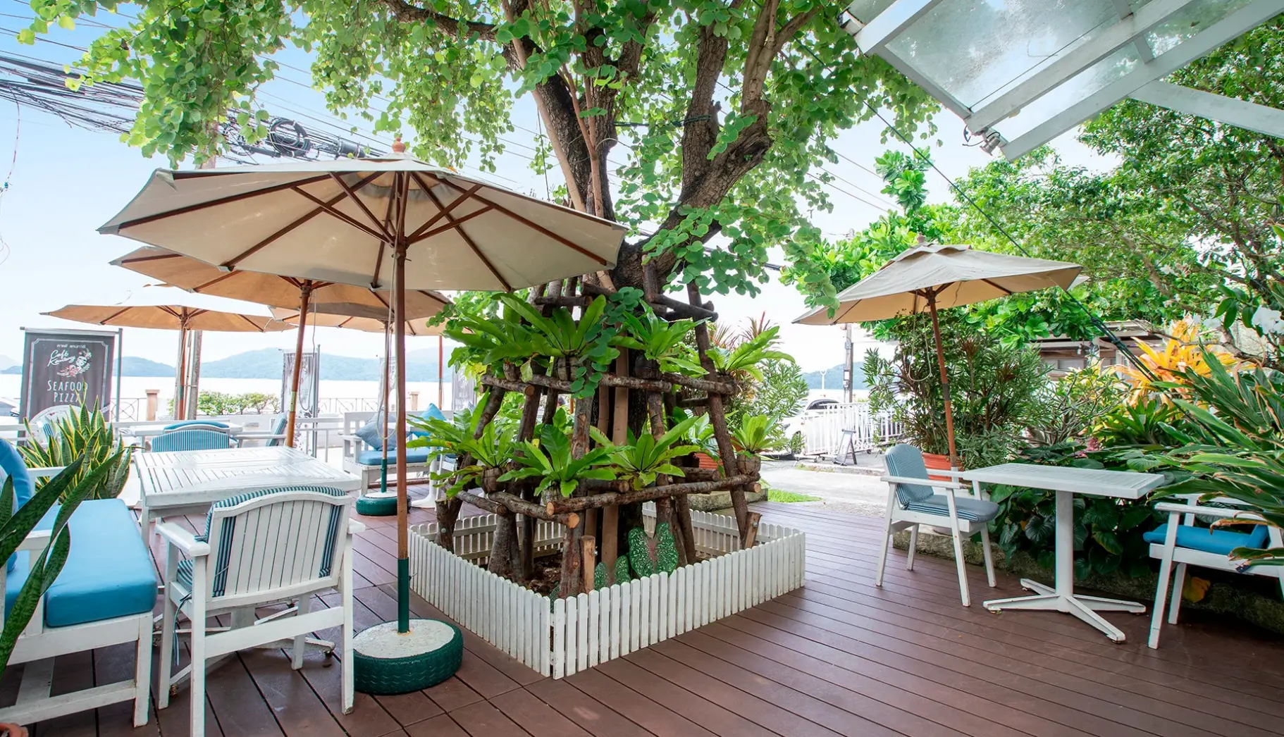 Restauracja i jedzenie w hotelu Kantary Bay