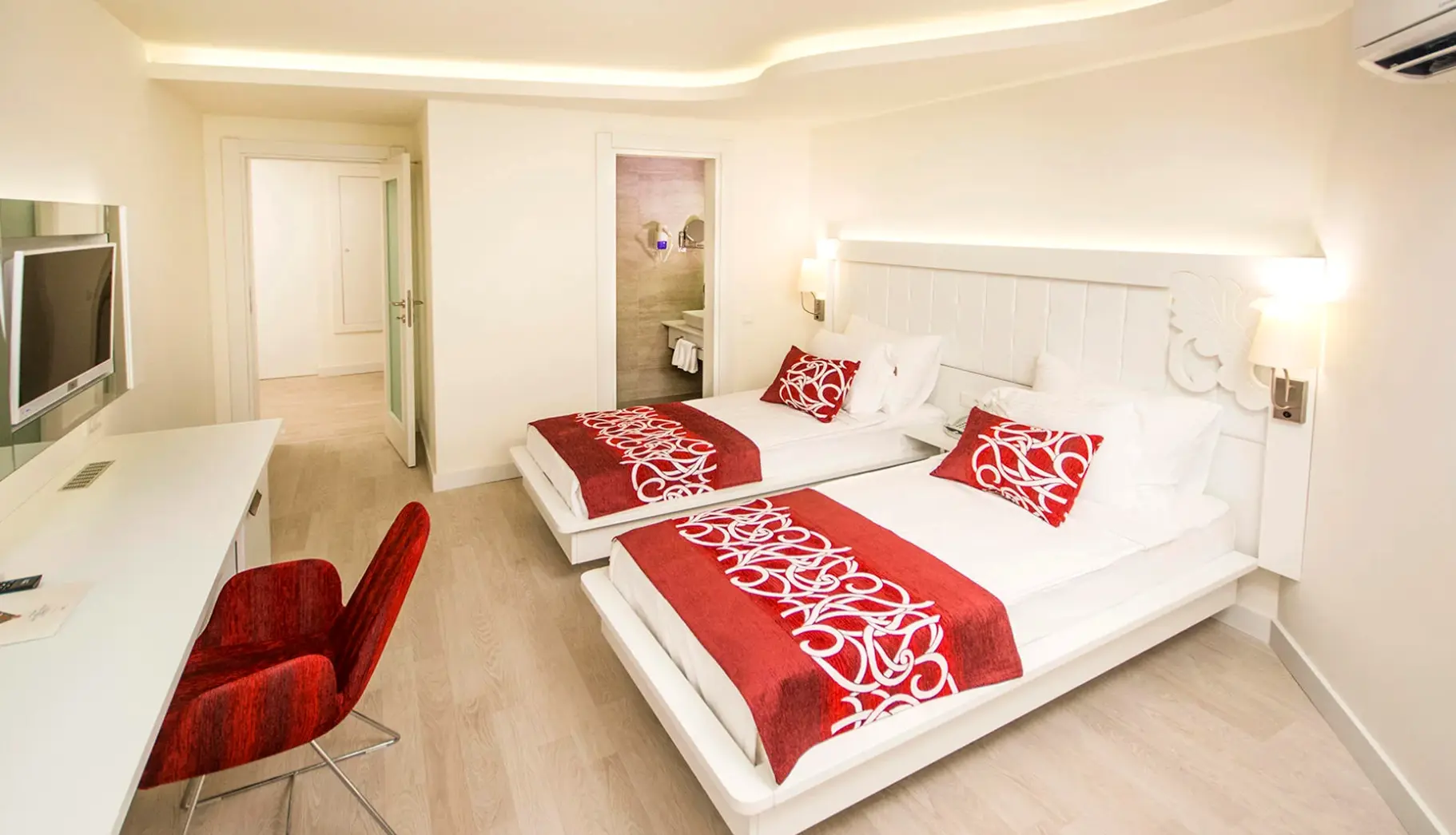 Pokój w hotelu Laguna Beach Alya Resort