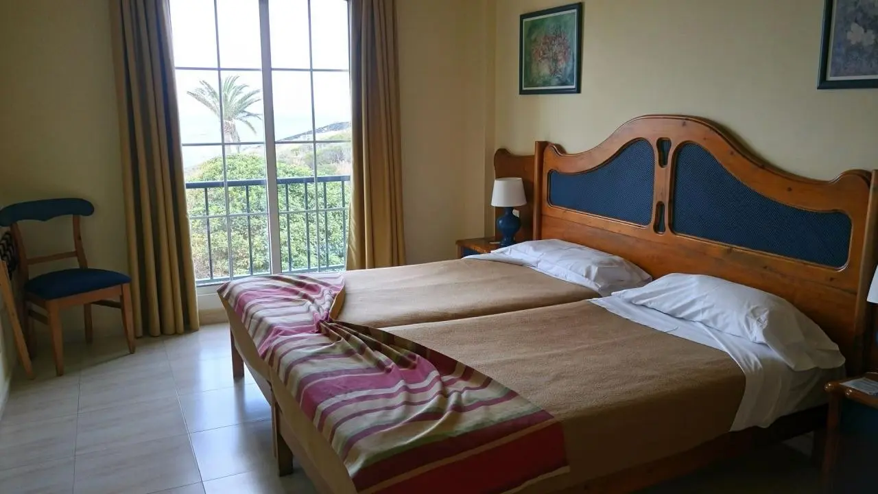 Las Olas — LAS OLAS