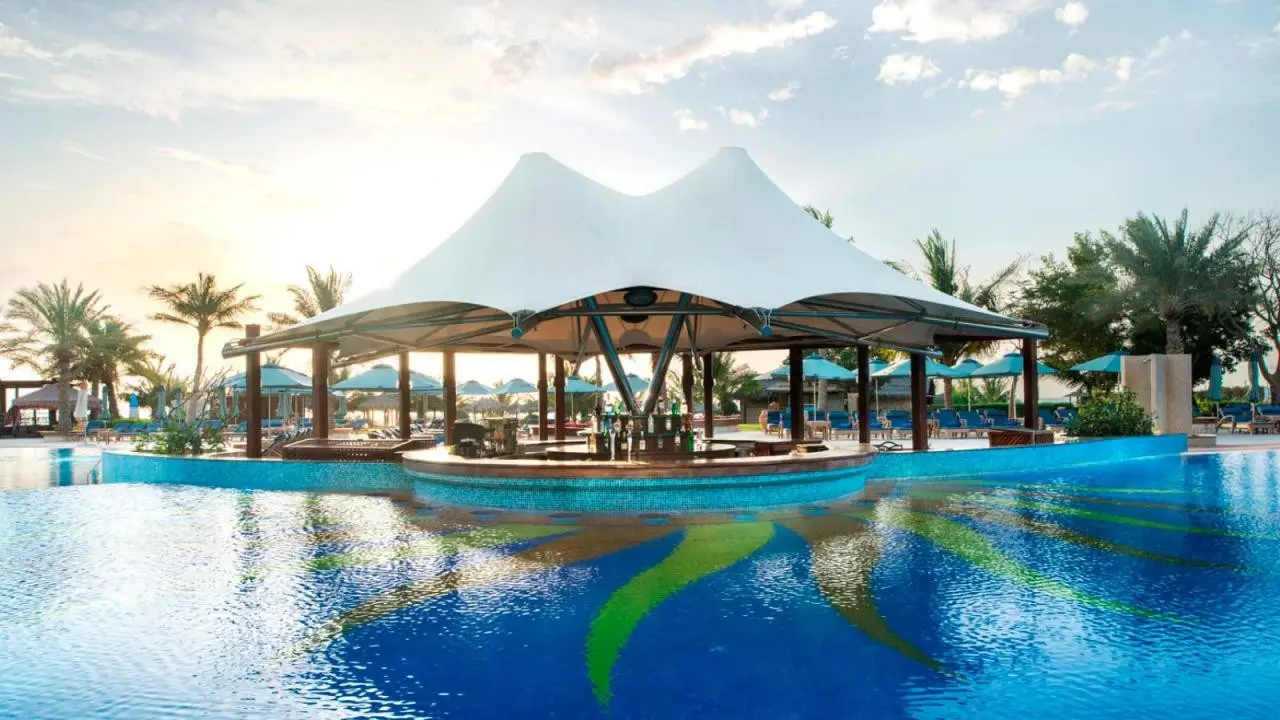 Le Meridien Al Aqah Beach Resort — LE MERIDIEN AL AQAH BEACH RESORT