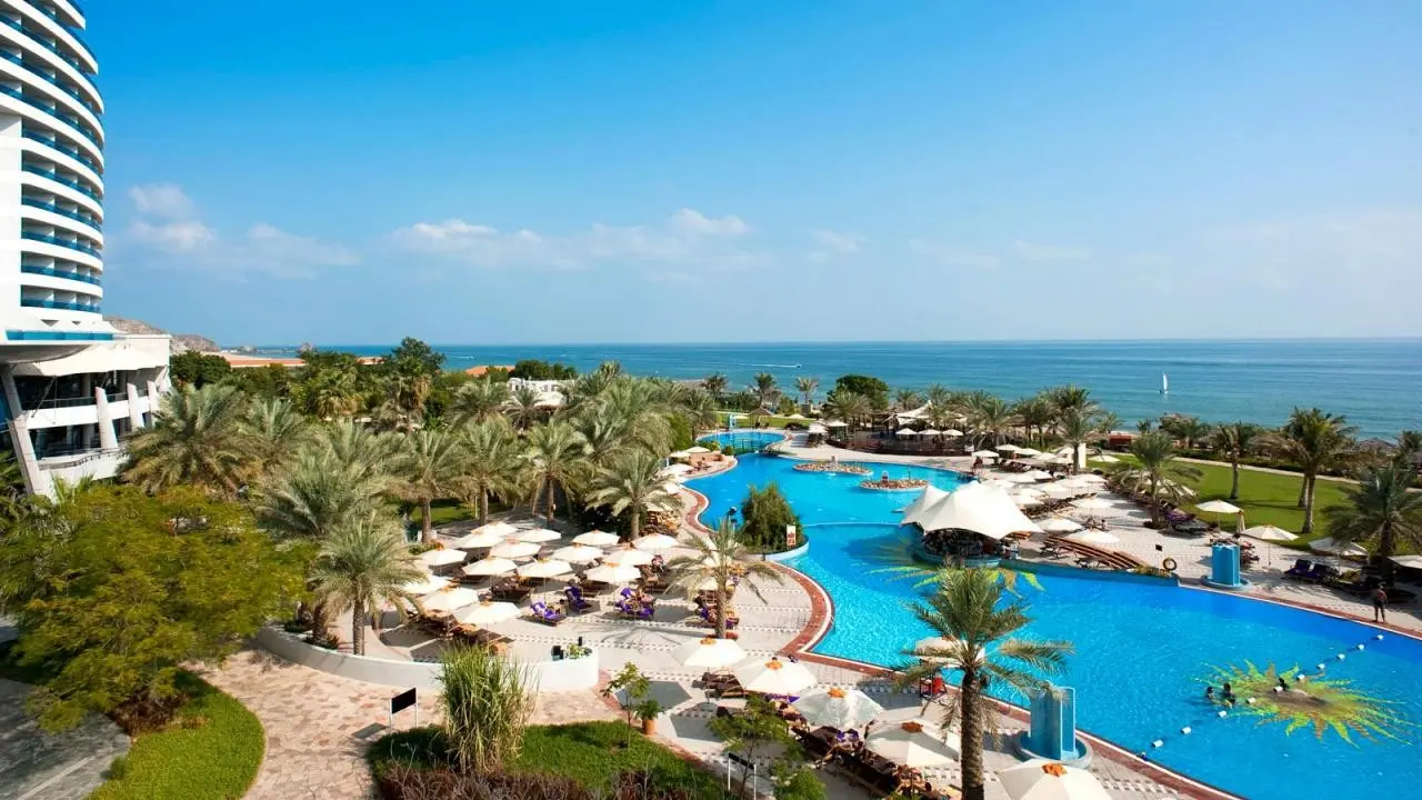Le Meridien Al Aqah Beach Resort — LE MERIDIEN AL AQAH BEACH RESORT