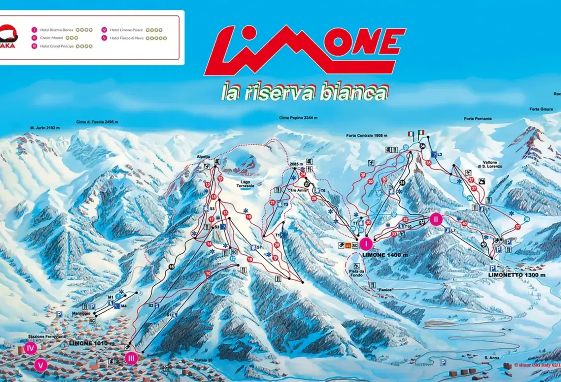 Widok z hotelu Limone Palace
