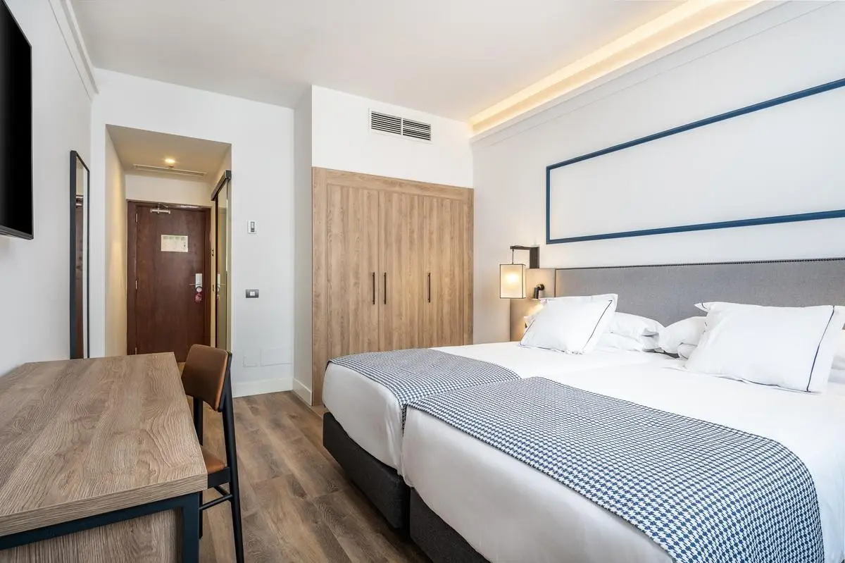 LIVVO Fataga — LIVVO FATAGA