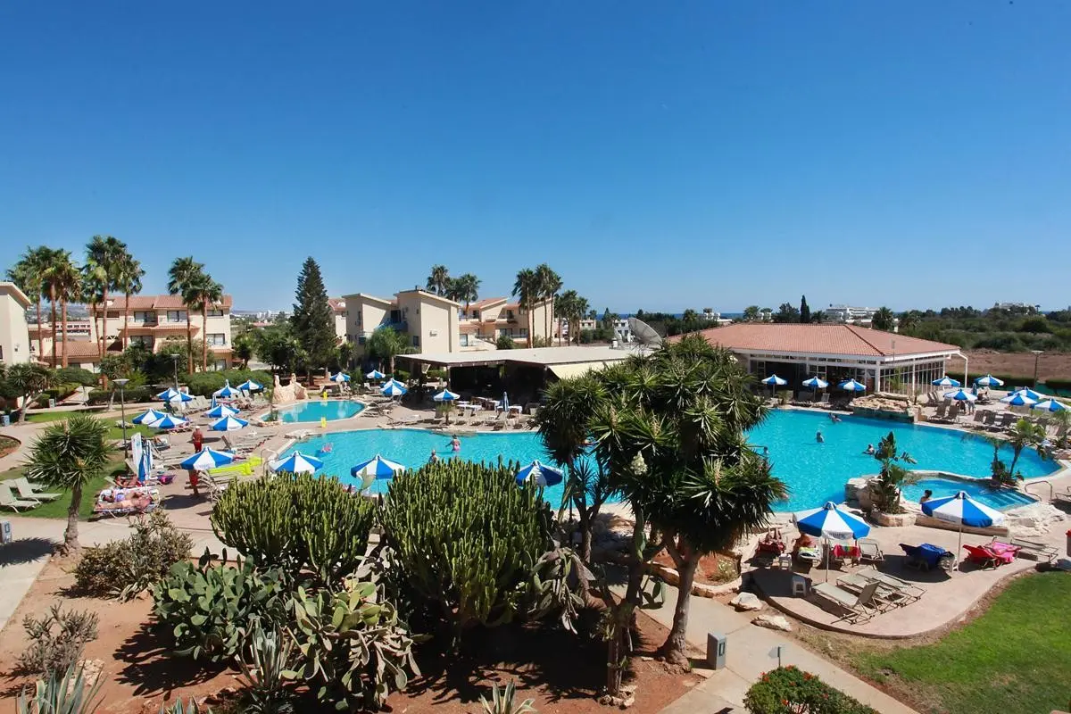 Makronisos Holiday Village — MAKRONISOS HOLIDAY VILLAGE