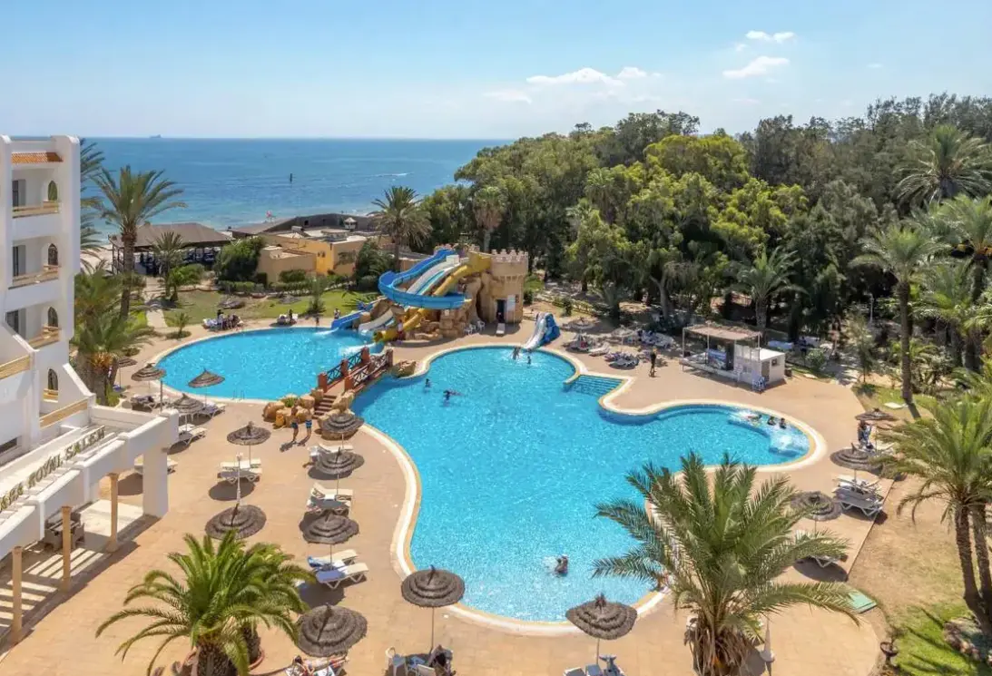 Basen w hotelu Marhaba Salem