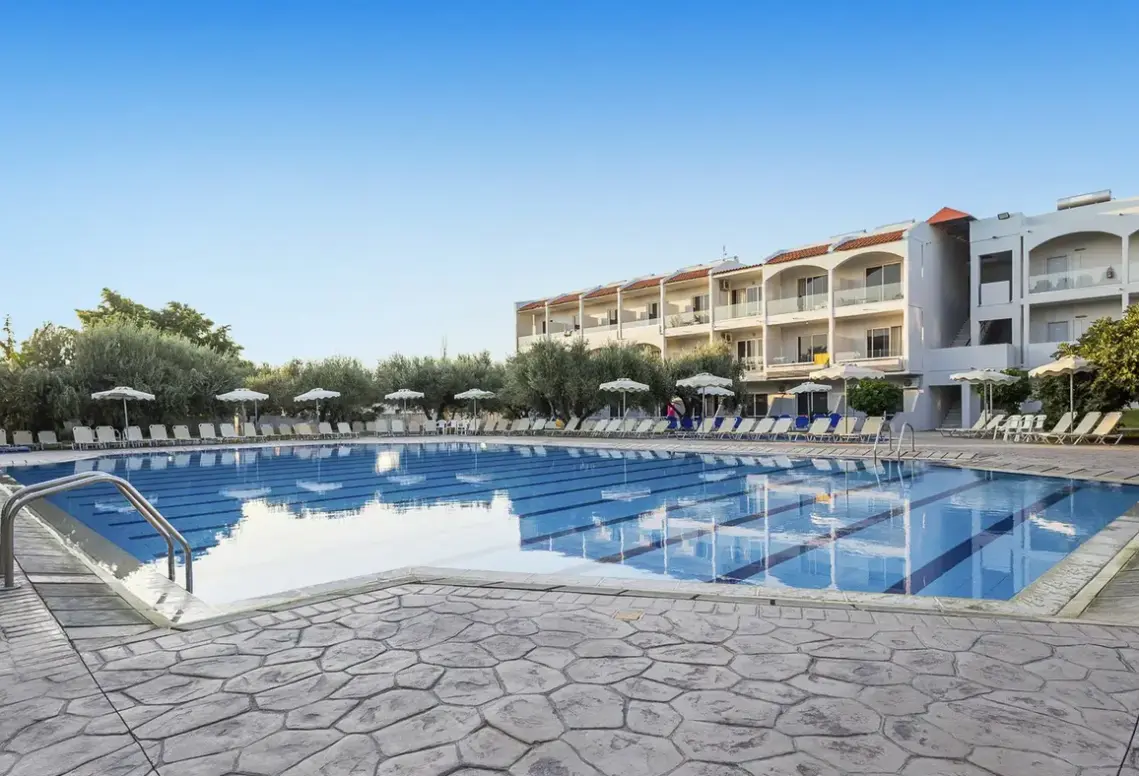 Basen w hotelu Marianna Palace