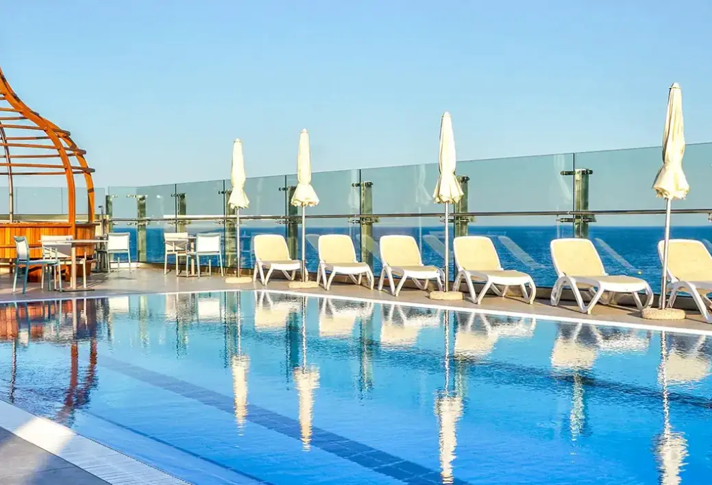 Basen w hotelu Maritim Hotel Amelia