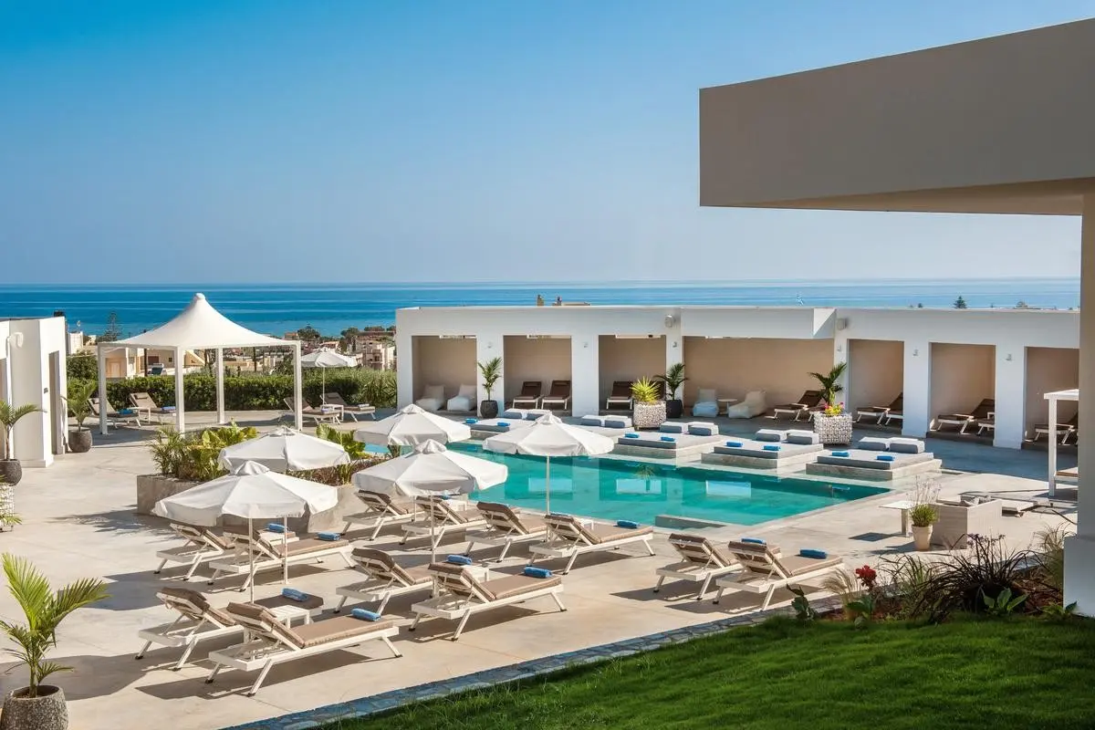 Matheo Villas & Suites — MATHEO VILLAS & SUITES