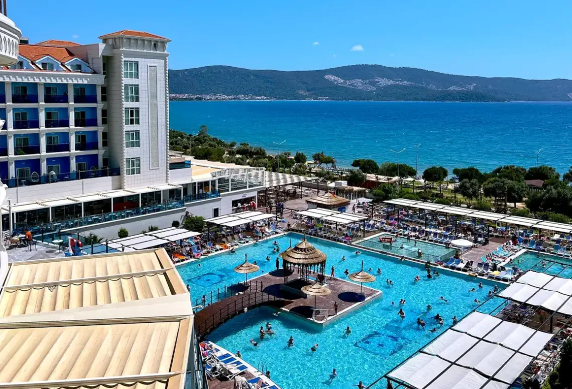 Basen w hotelu Maxeria Blue Didyma