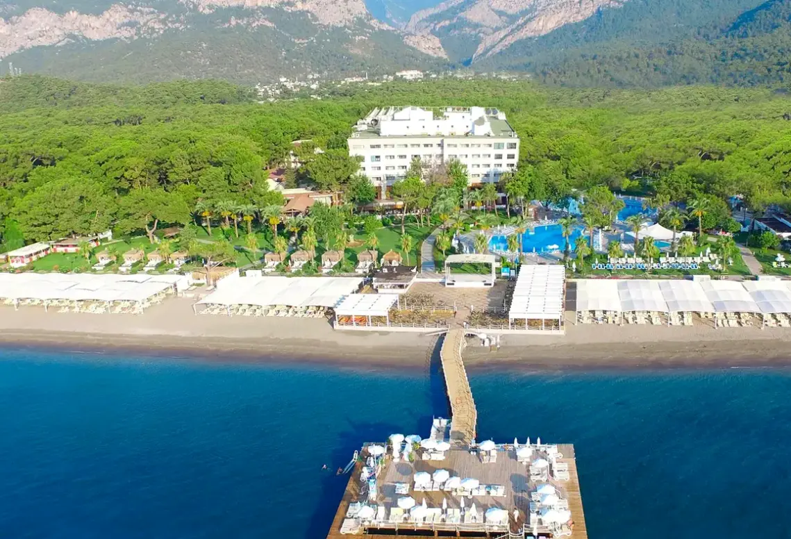 Plaża przy hotelu Mirada Del Mar