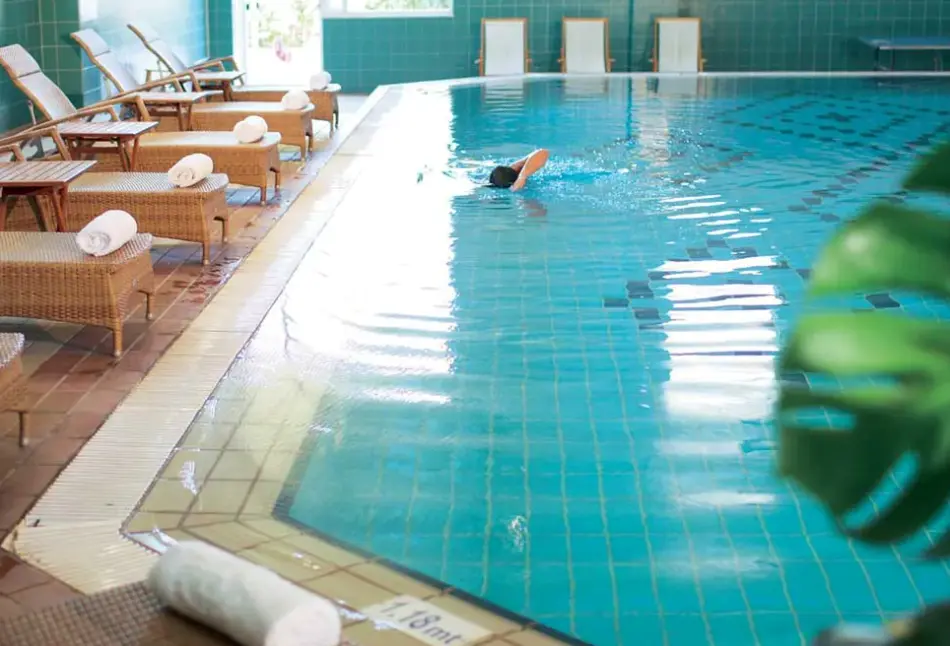 Basen w hotelu Nissi Beach Resort