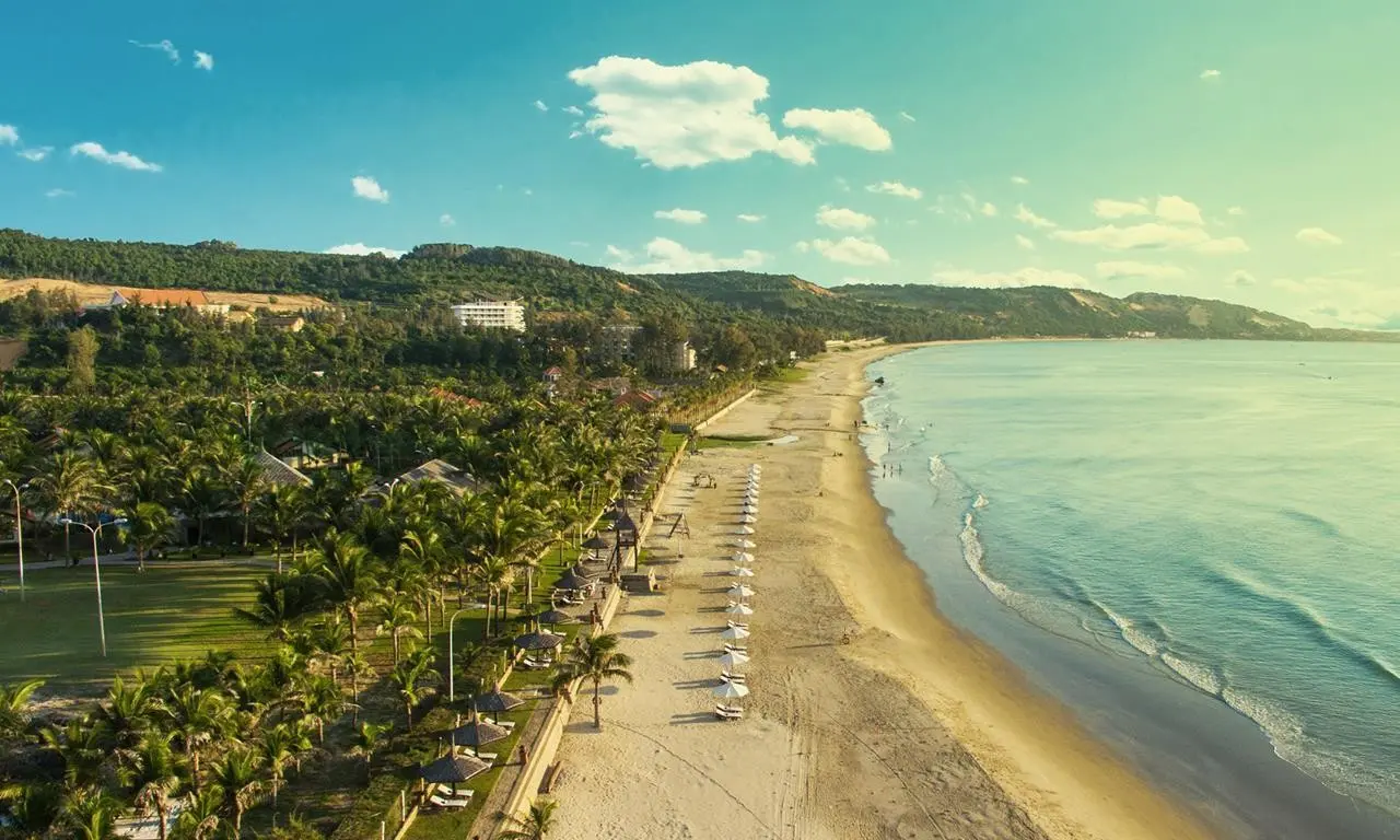 Pandanus Beach Resort & Spa — PANDANUS RESORT