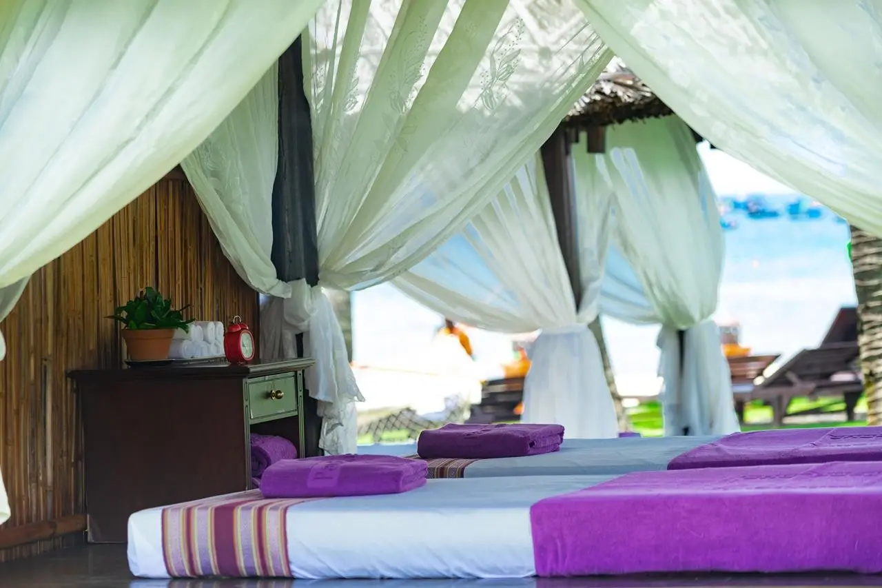 Pandanus Beach Resort & Spa — PANDANUS RESORT