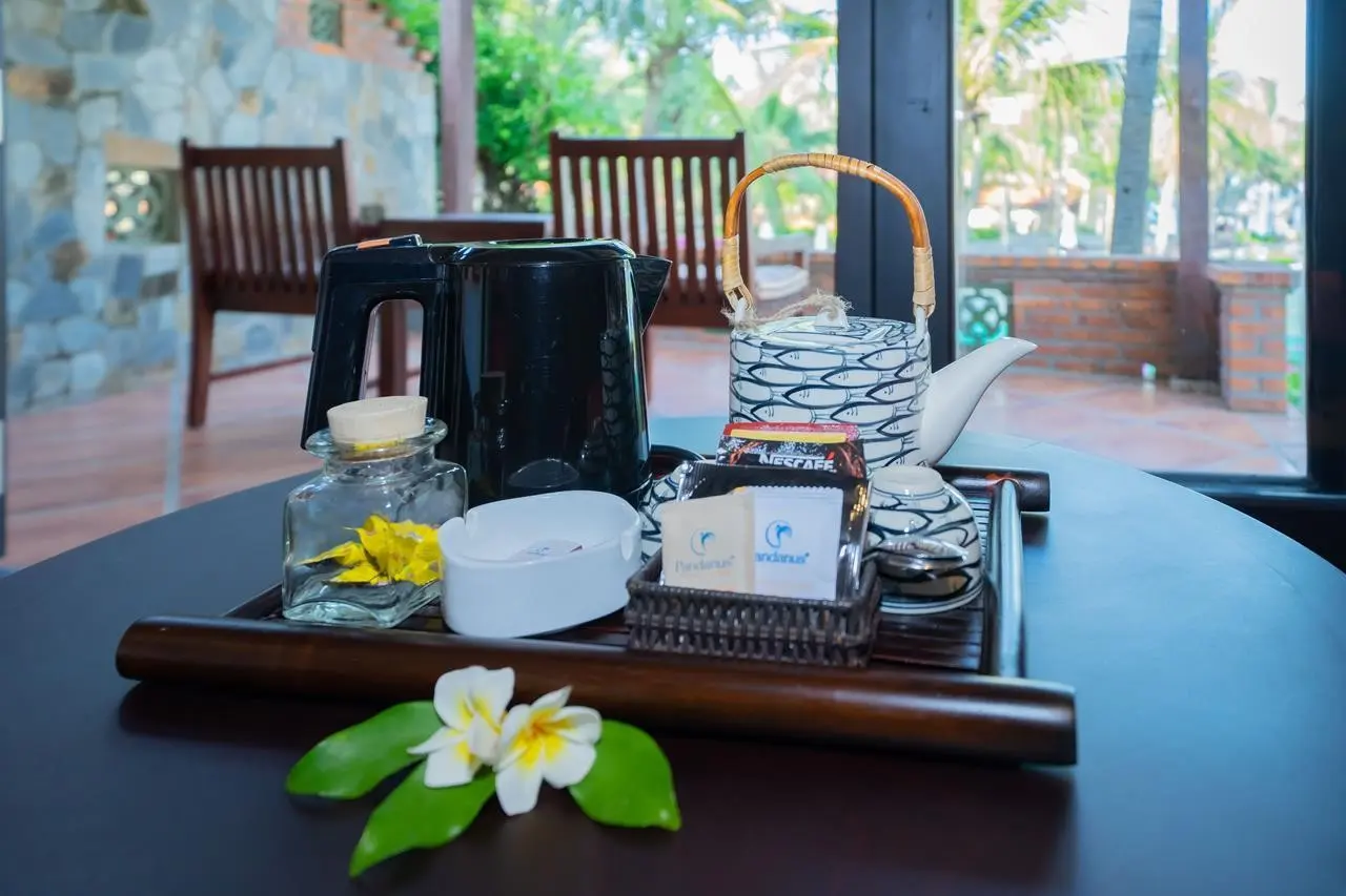 Pandanus Beach Resort & Spa — PANDANUS RESORT