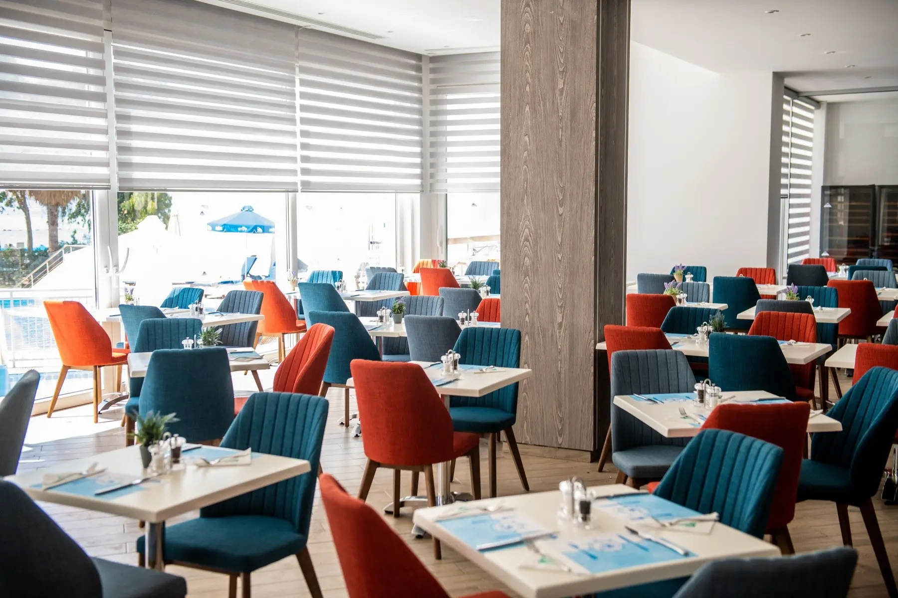 Restauracja i jedzenie w hotelu Park Beach Hotel