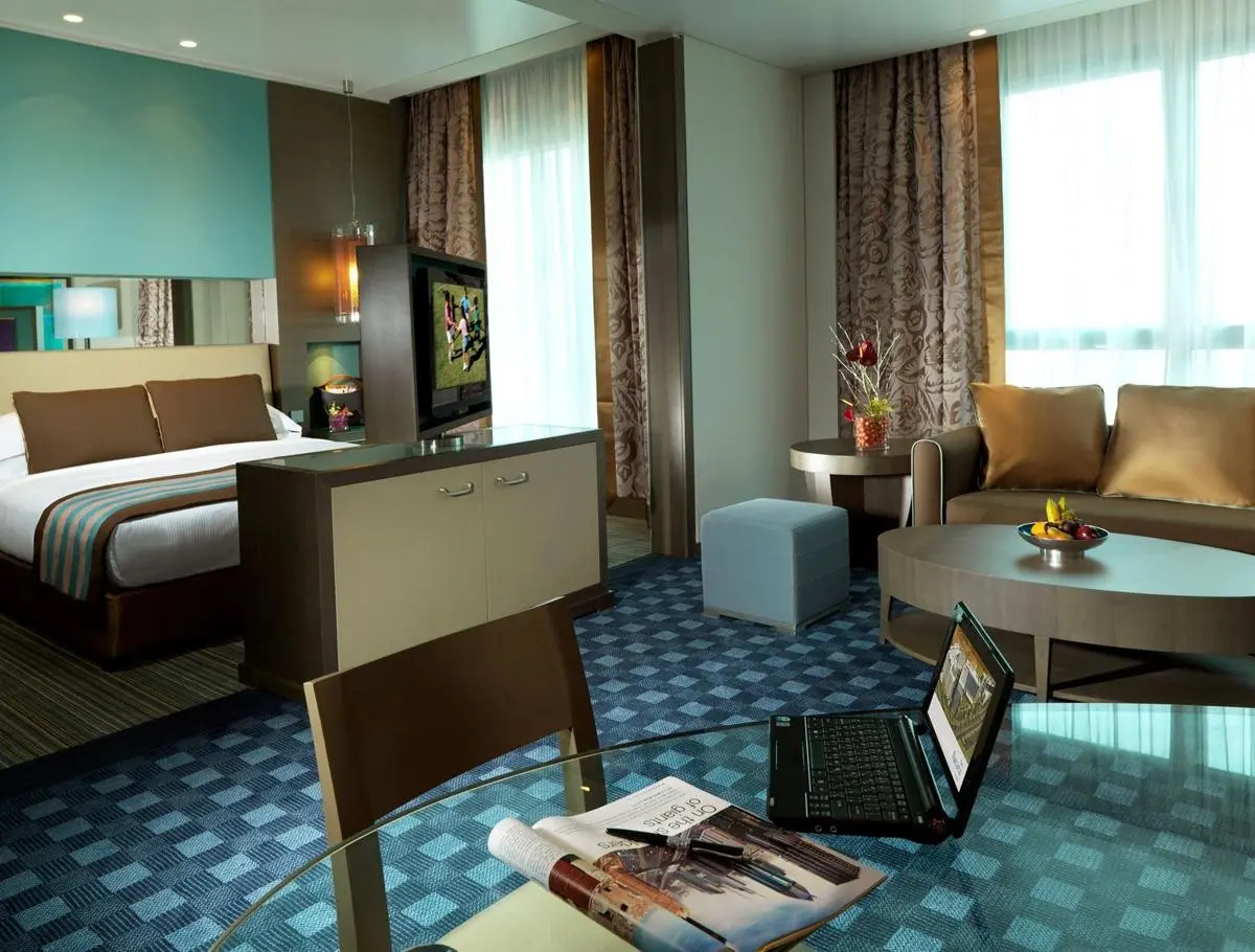 Park Rotana Abu Dhabi — PARK ROTANA ABU DHABI