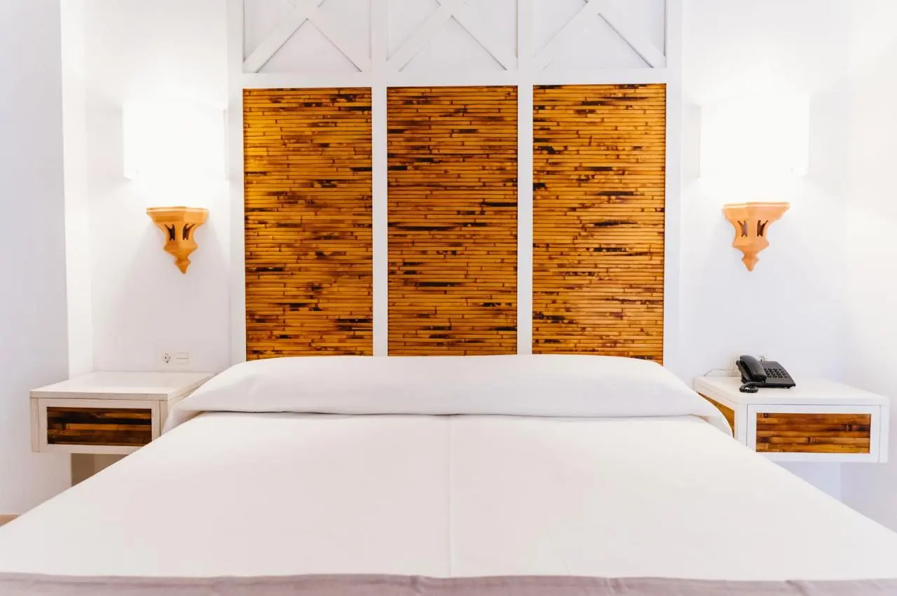 Parque del Sol Apartments — PARQUE DEL SOL