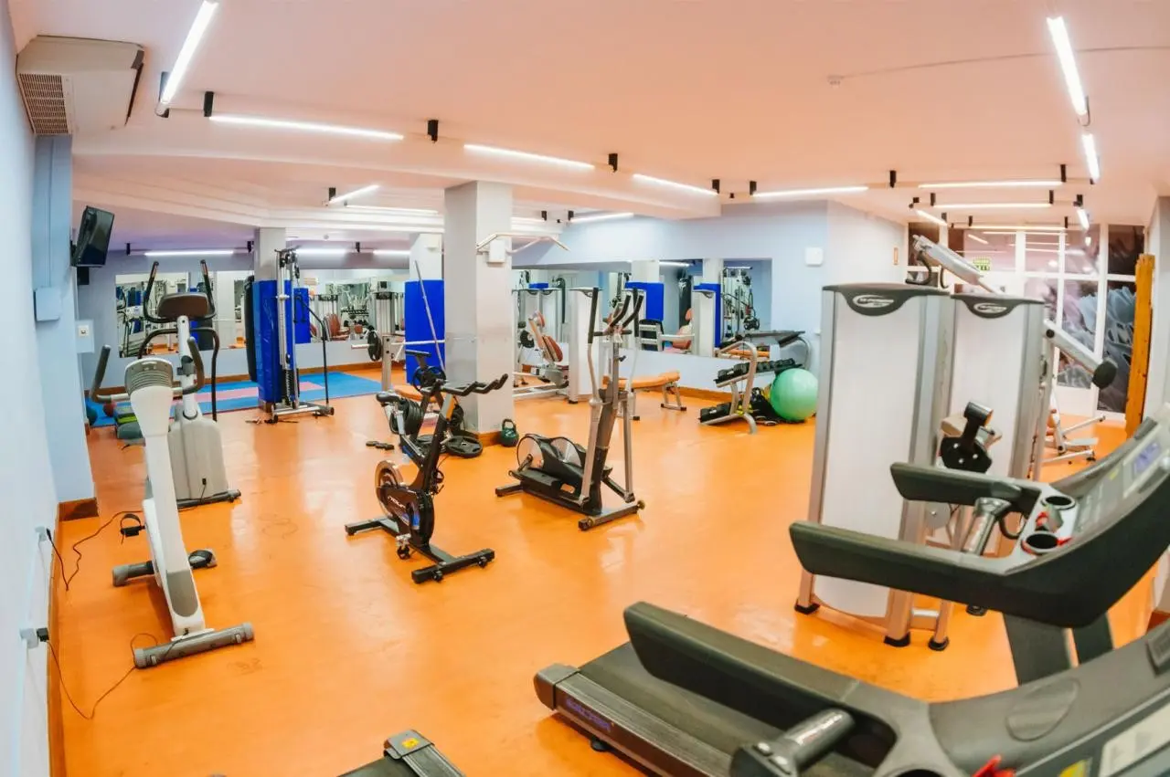 Parque del Sol Apartments — PARQUE DEL SOL