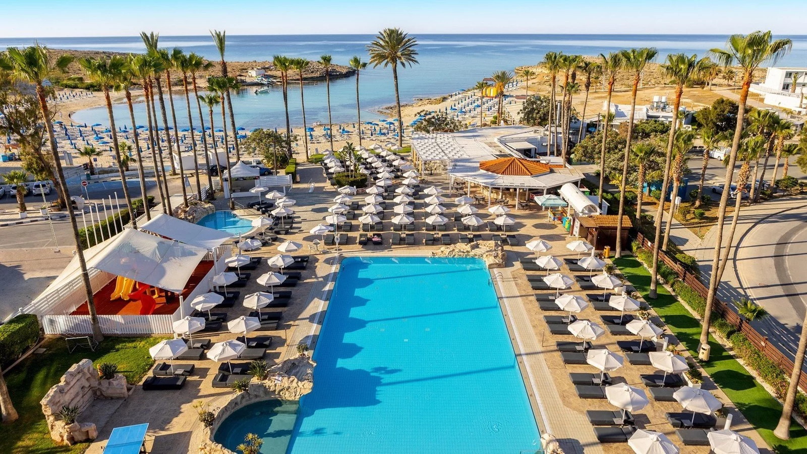 Hotel Pavlo Napa Beach w Cypr - oferta last minute