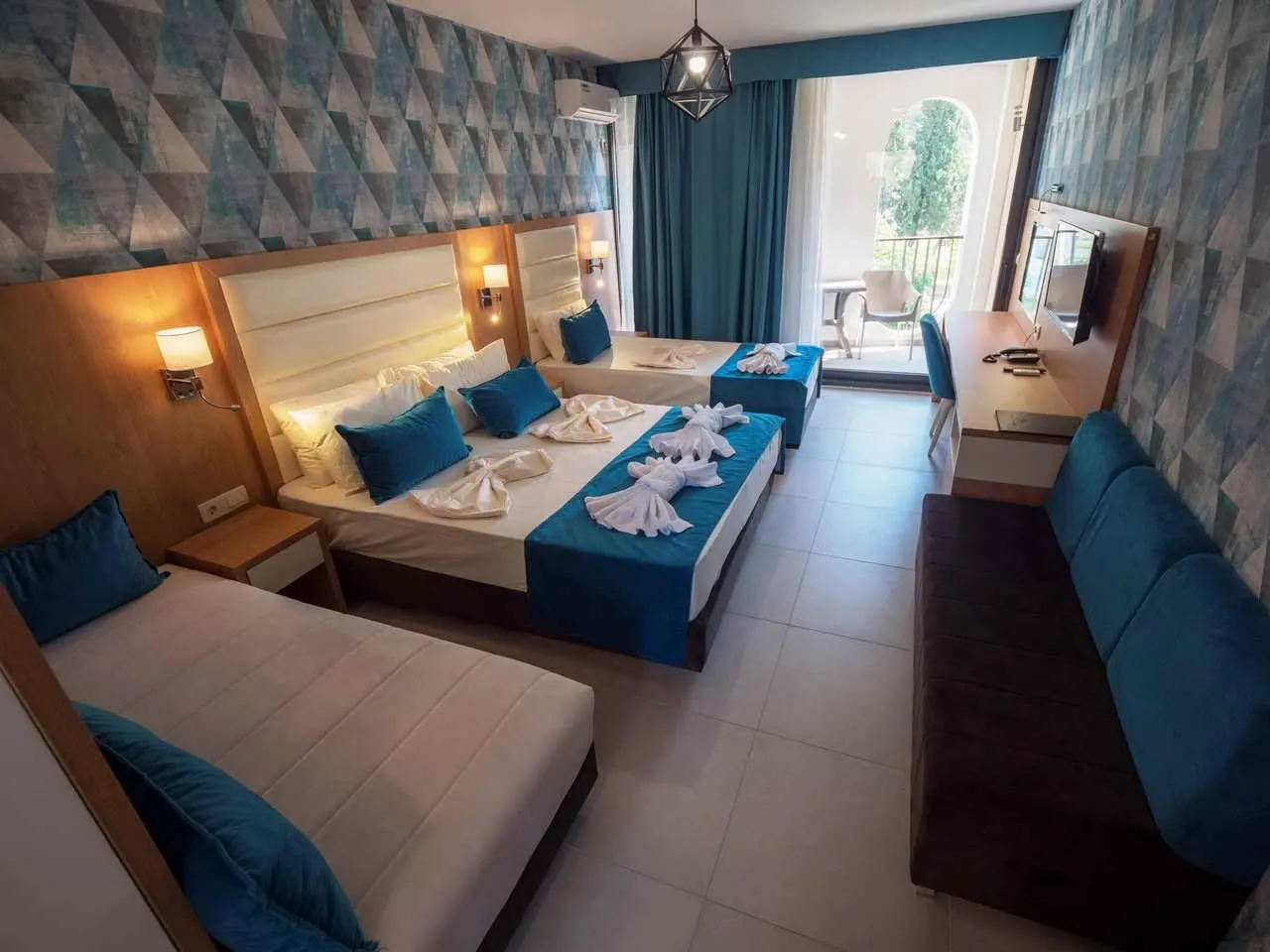 Pearl Beach Resort — PEARL BEACH RESORT