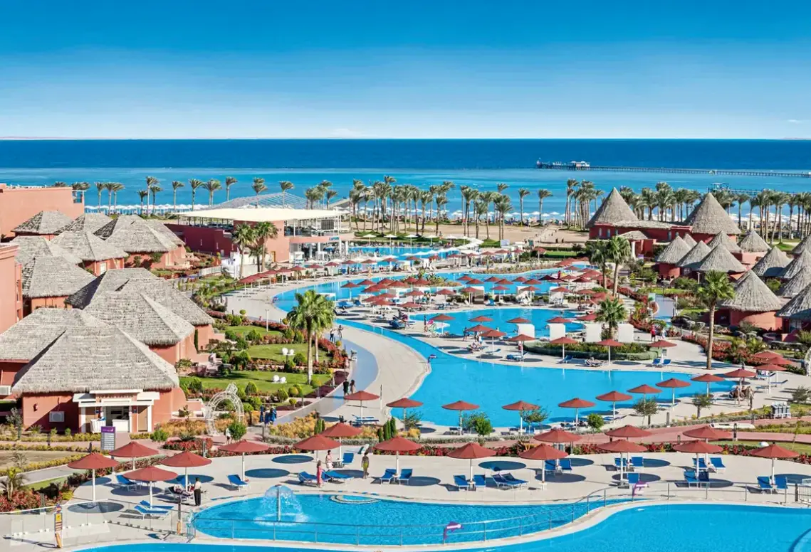 Basen w hotelu Pickalbatros Laguna Vista Beach