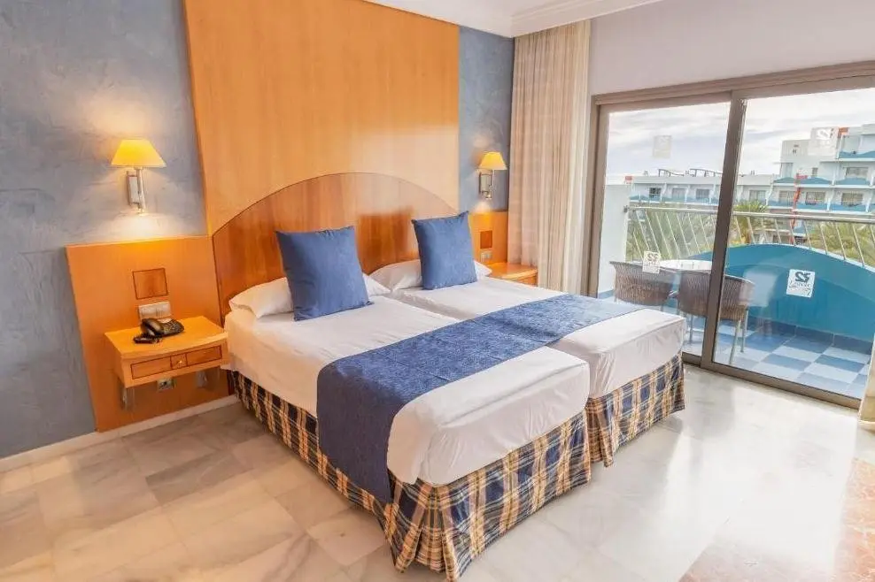 R2 Pajara Beach — R2 PAJARA BEACH HOTEL & SPA