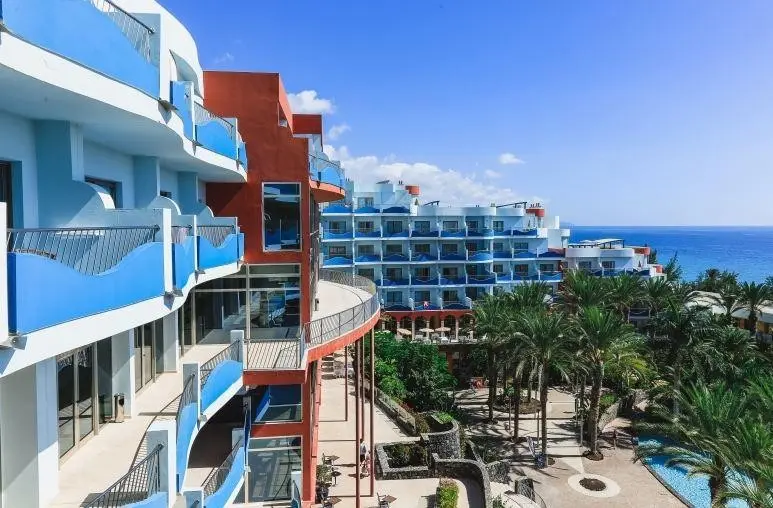 R2 Pajara Beach — R2 PAJARA BEACH HOTEL & SPA