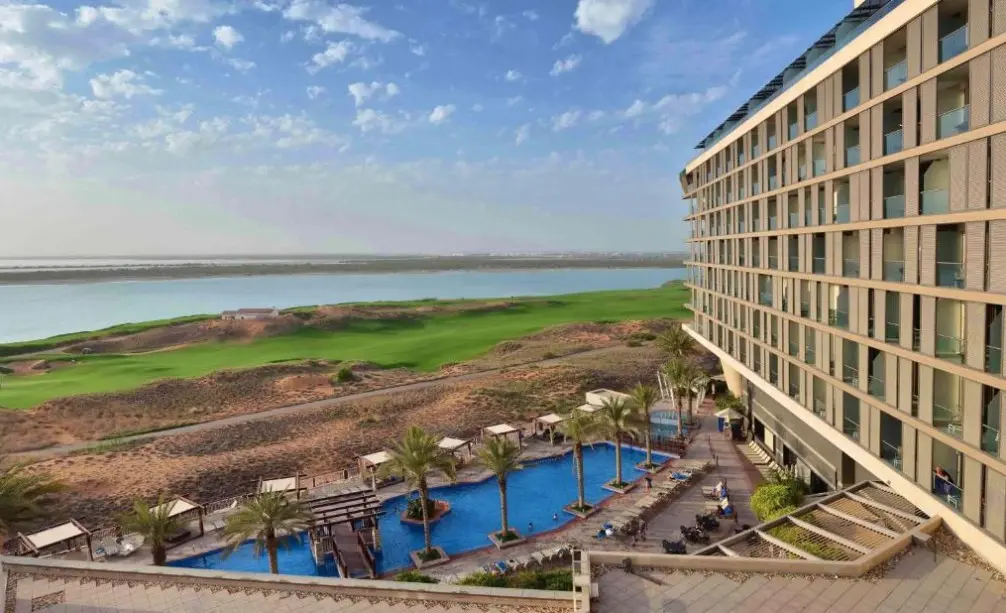 Radisson Blu Hotel, Abu Dhabi Yas Island — RADISSON BLU HOTEL, ABU DHABI YAS ISLAND