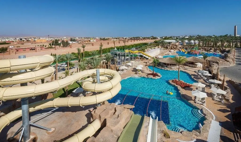 Reef Oasis Beach Resort — REEF OASIS BEACH RESORT