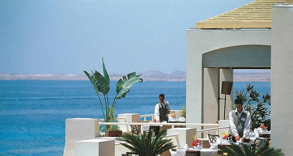 Reef Oasis Beach Resort — REEF OASIS BEACH RESORT