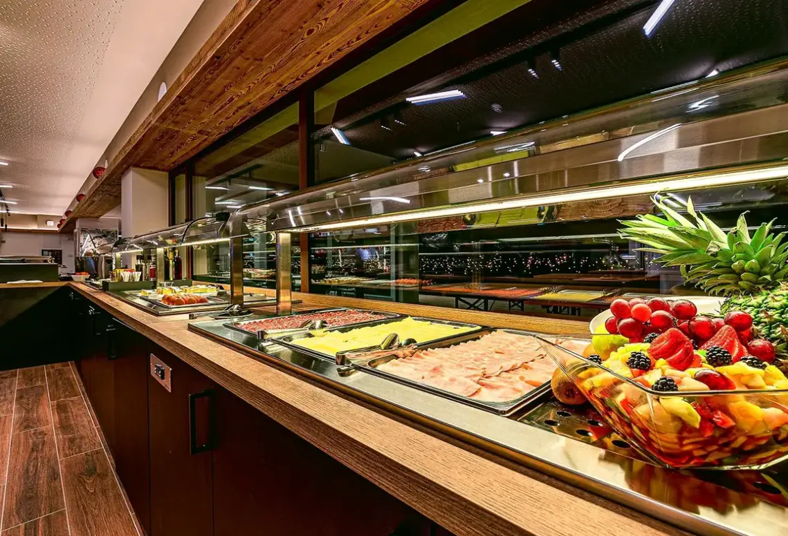 Restauracja i jedzenie w hotelu Riserva Bianca