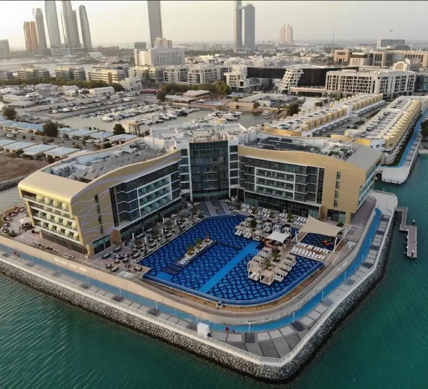 Royal M Hotel & Resort Abu Dhabi — ROYAL M HOTEL ABU DHABI