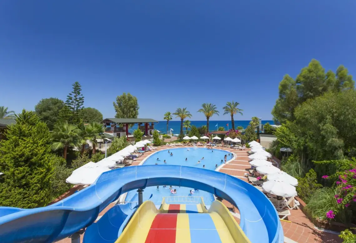 Basen w hotelu Sealife Kemer Resort