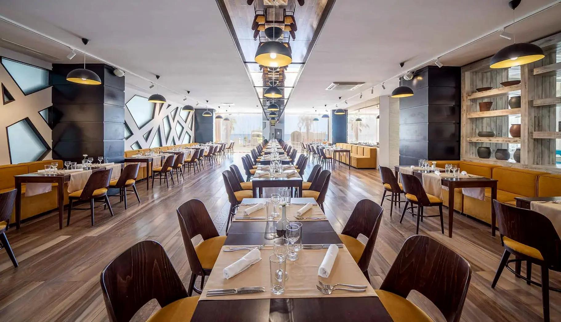 Restauracja i jedzenie w hotelu Sentido Marea