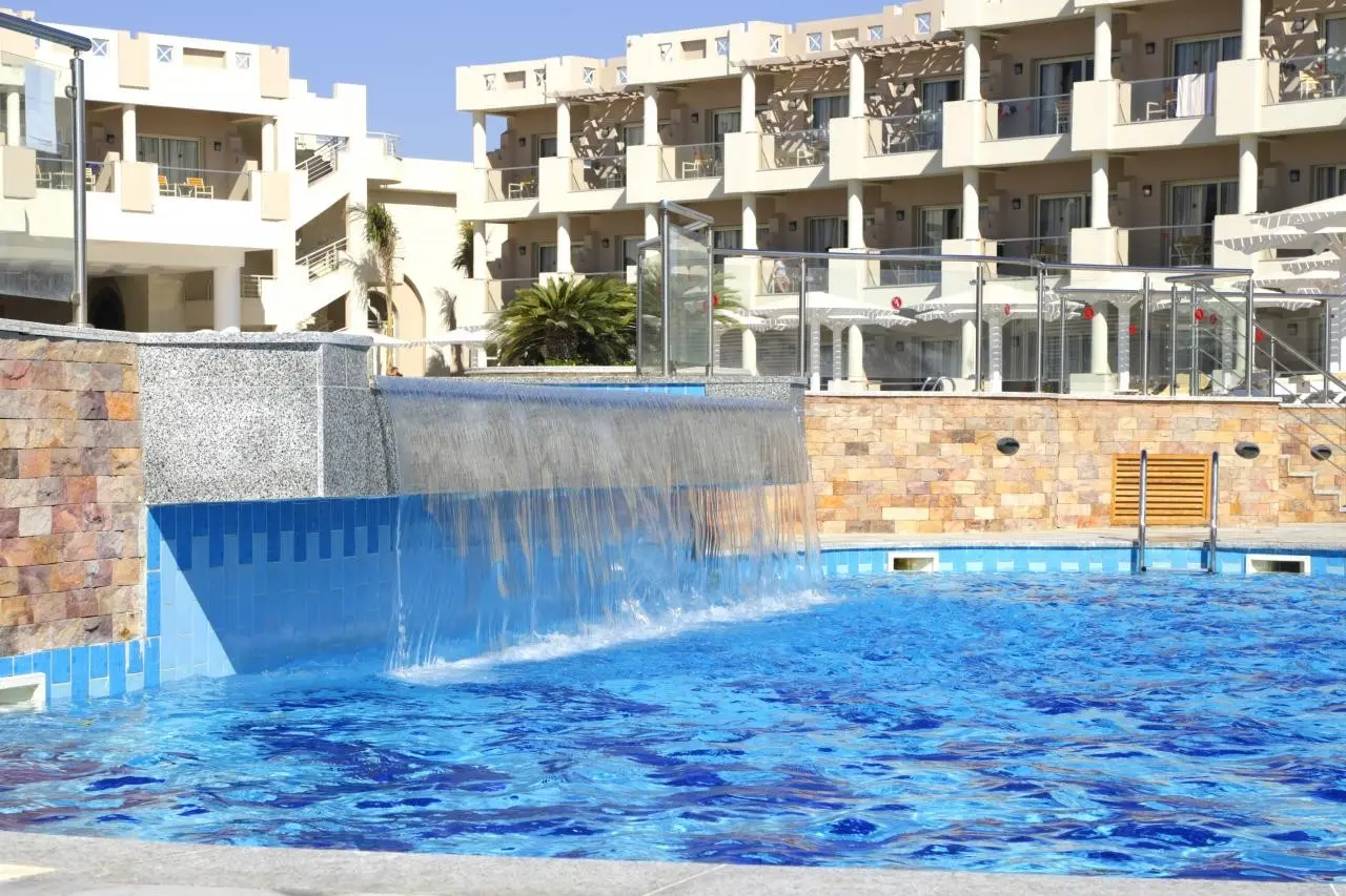 Sirena Beach Resort & Spa — SIRENA BEACH RESORT & SPA