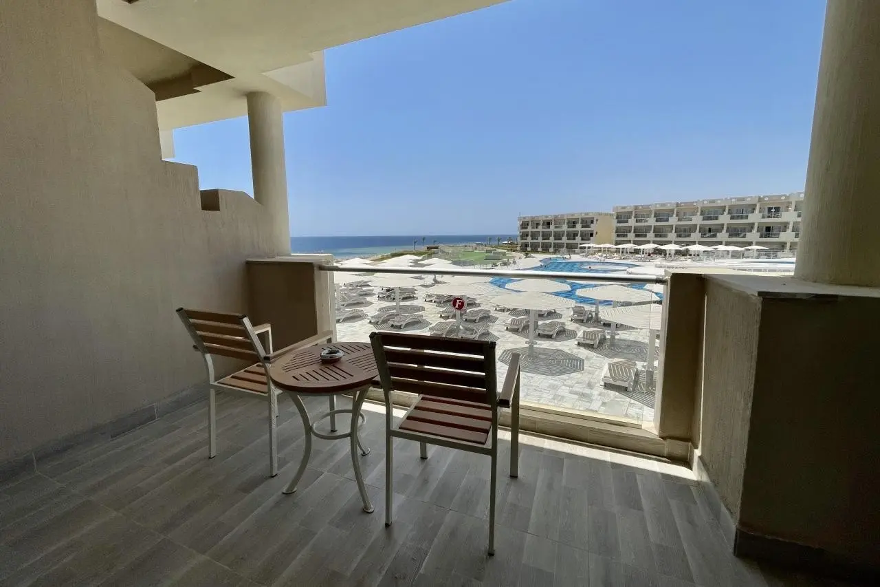 Sirena Beach Resort & Spa — SIRENA BEACH RESORT & SPA