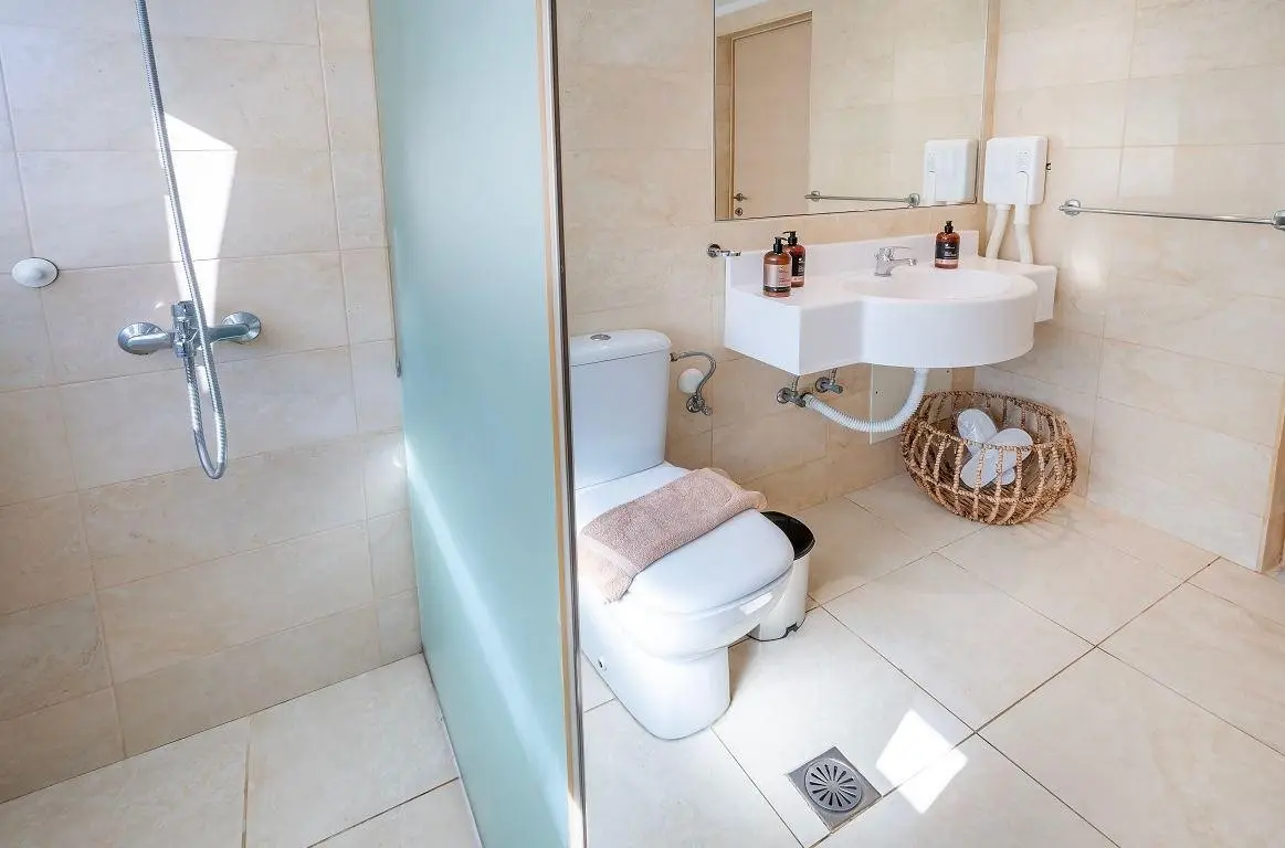 SMY Orizontes Santorini — SMY SANTORINI SUITES & VILLAS