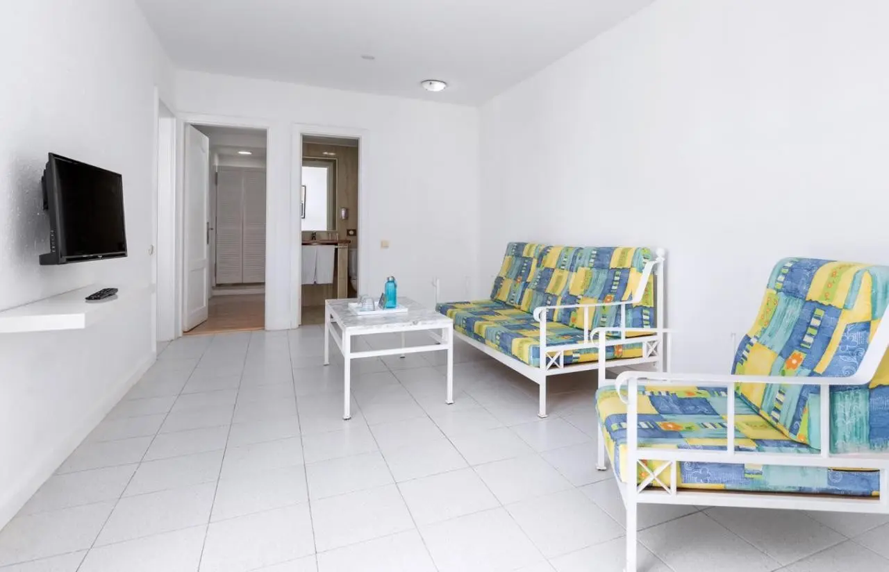 Smy Tahona Fuerteventura — SMY TAHONA FUERTEVENTURA