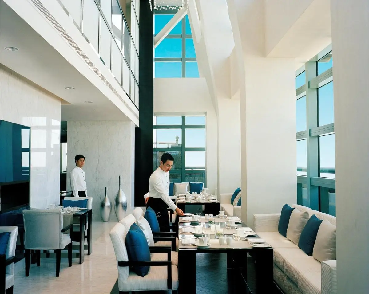 Sofitel Abu Dhabi Corniche — SOFITEL ABU DHABI CORNICHE