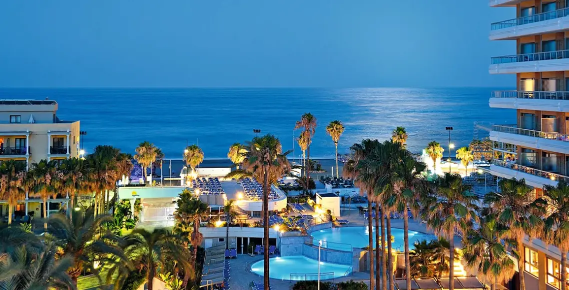 Basen w hotelu Sol Torremolinos Don Pablo
